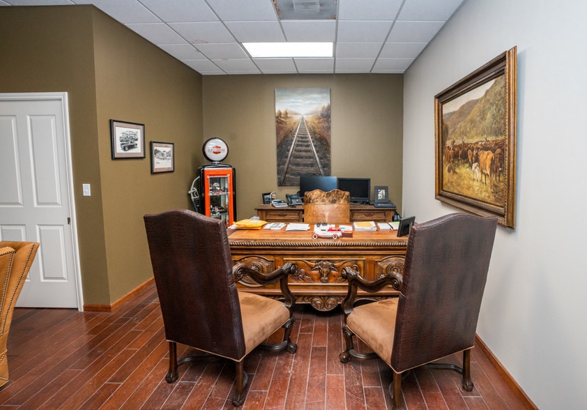 More Photos Of 6342 Harwick Dr, Corpus Christi Service For Lease