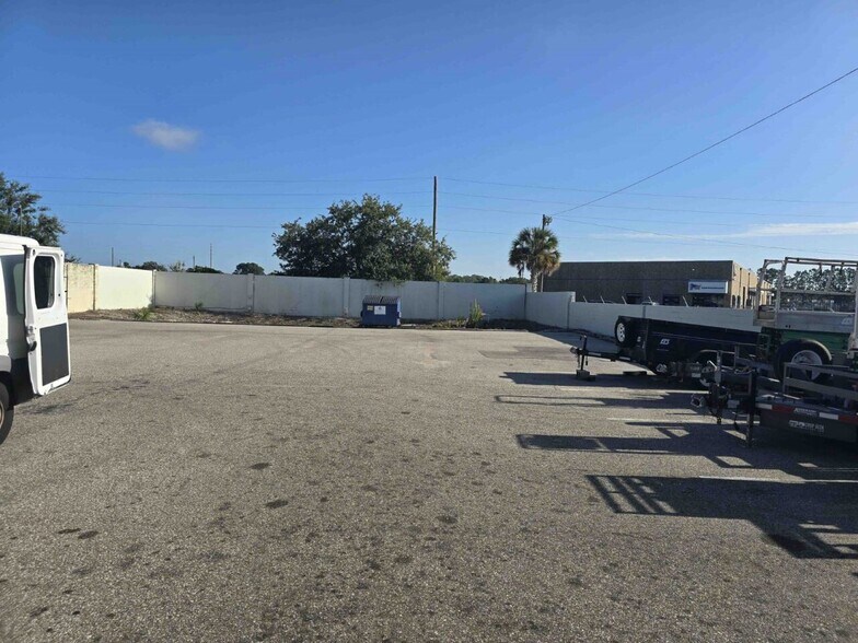 More Photos Of 801 Marshall Farms Rd, Ocoee Medical For Sale