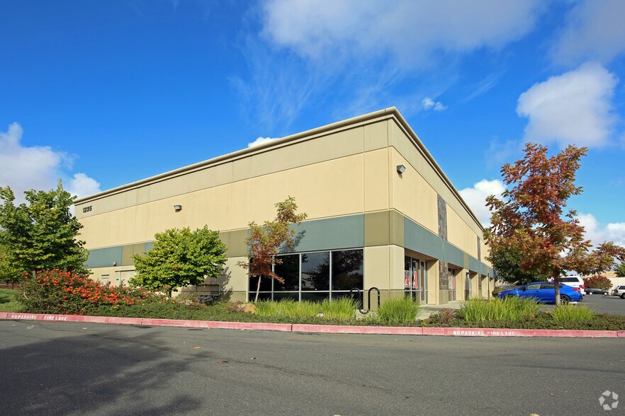 More Photos Of 1235 Glenhaven Ct, El Dorado Hills Research And Development For Lease