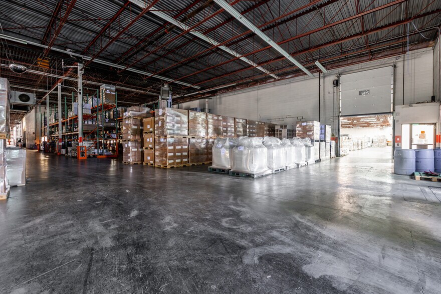 More Photos Of 6375 Rue Picard, Saint-hyacinthe Manufacturing For Lease