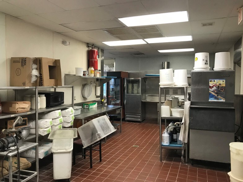 More Photos Of 3416 N Main St, Hope Mills Fast Food For Sale