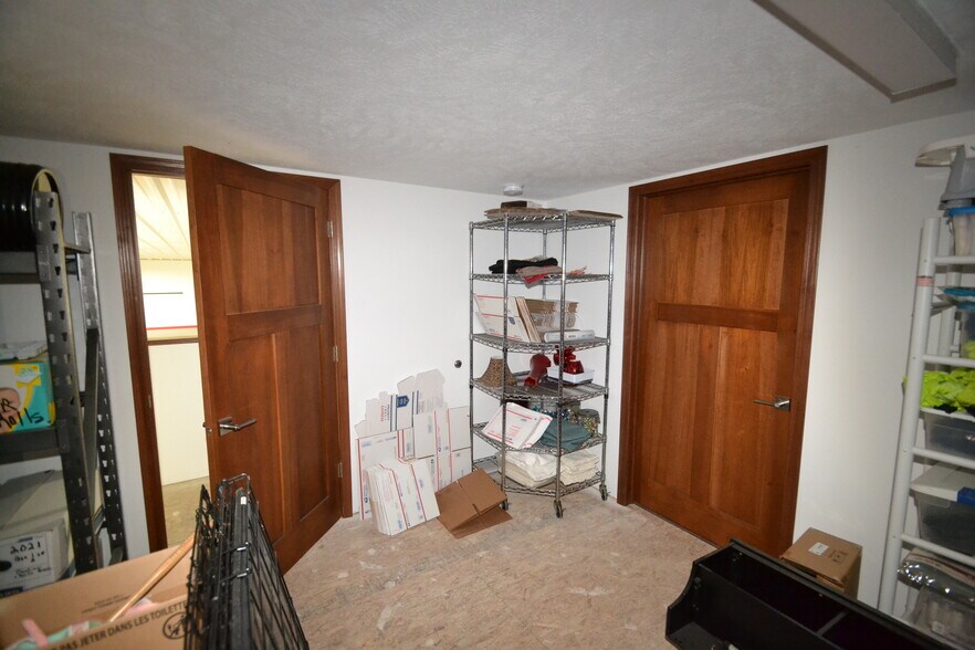 More Photos Of 3247 E State Road 28, Tipton Warehouse For Sale