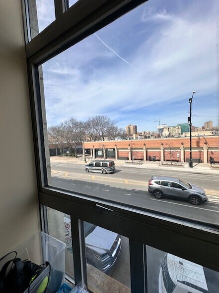 More Photos Of 1519-1525 E 55th St, Chicago Office For Sale