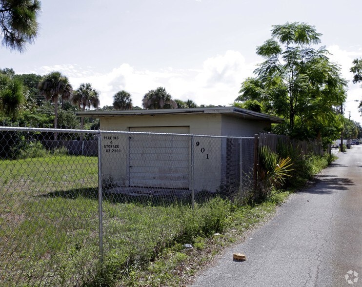 Primary Photo Of 3901 Hopkins Ave, Titusville Land For Sale