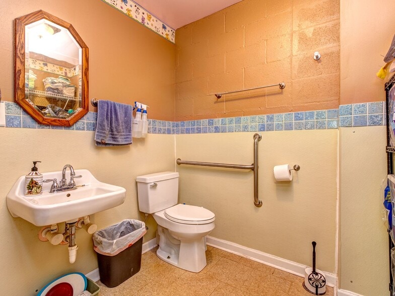 More Photos Of 116 Massey St, Fort Mill Flex For Sale