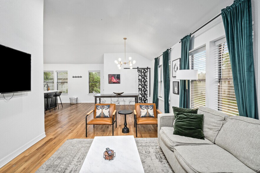More Photos Of 3404 Rosedale St, Houston Multifamily For Sale