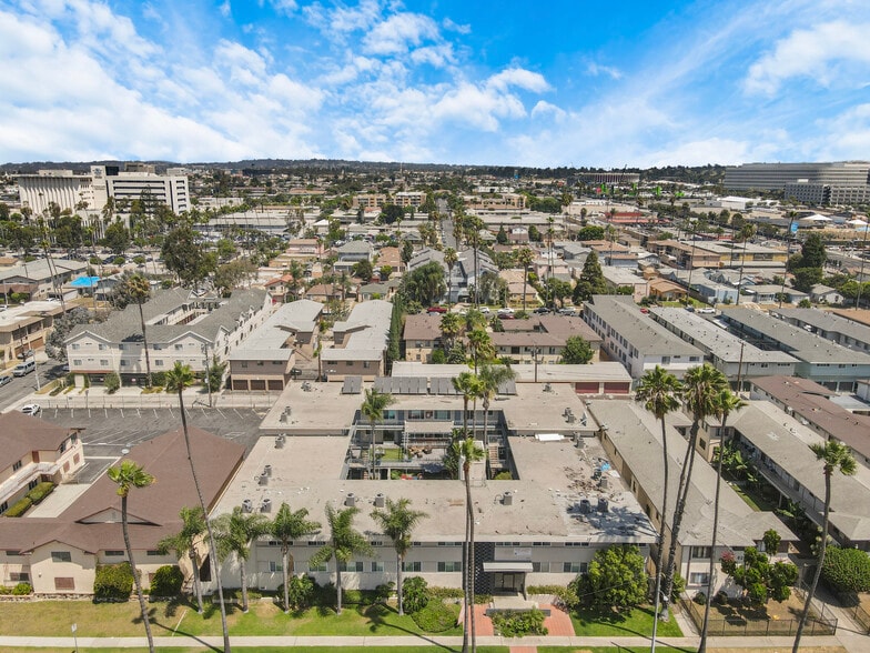 More Photos Of 621 E 99th St, Inglewood Apartments For Sale