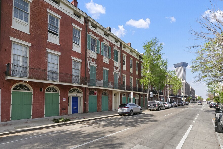 More Photos Of 612 Julia St, New Orleans Apartments For Sale