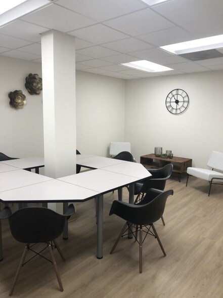 More Photos Of 160 Littleton Rd, Parsippany Office For Lease