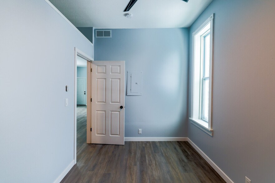 More Photos Of 44 N Main St, Deerfield Storefront Retail Residential For Sale