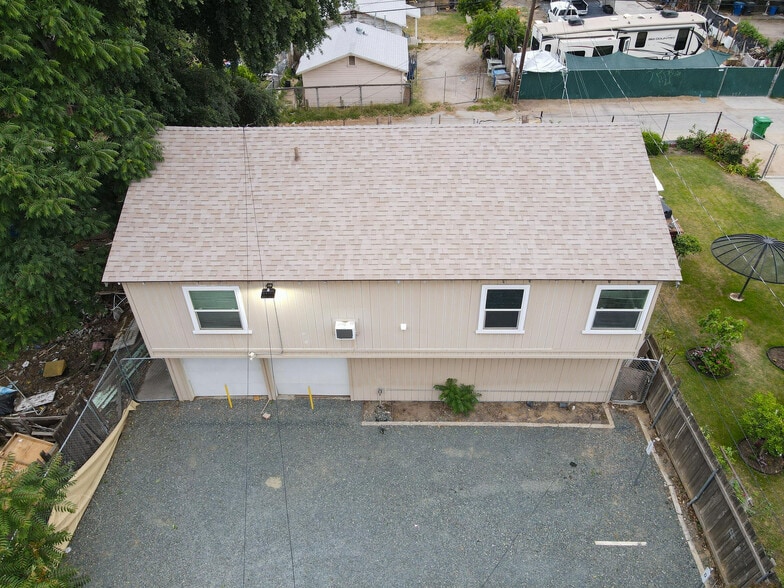 More Photos Of 2207 River Blvd, Bakersfield Apartments For Sale