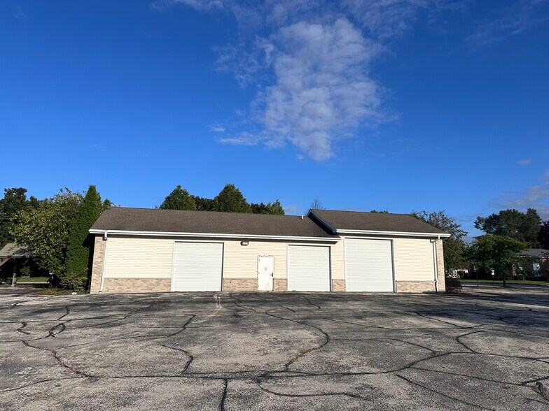 More Photos Of 226 Bornemann St, Green Bay Assisted Living For Sale