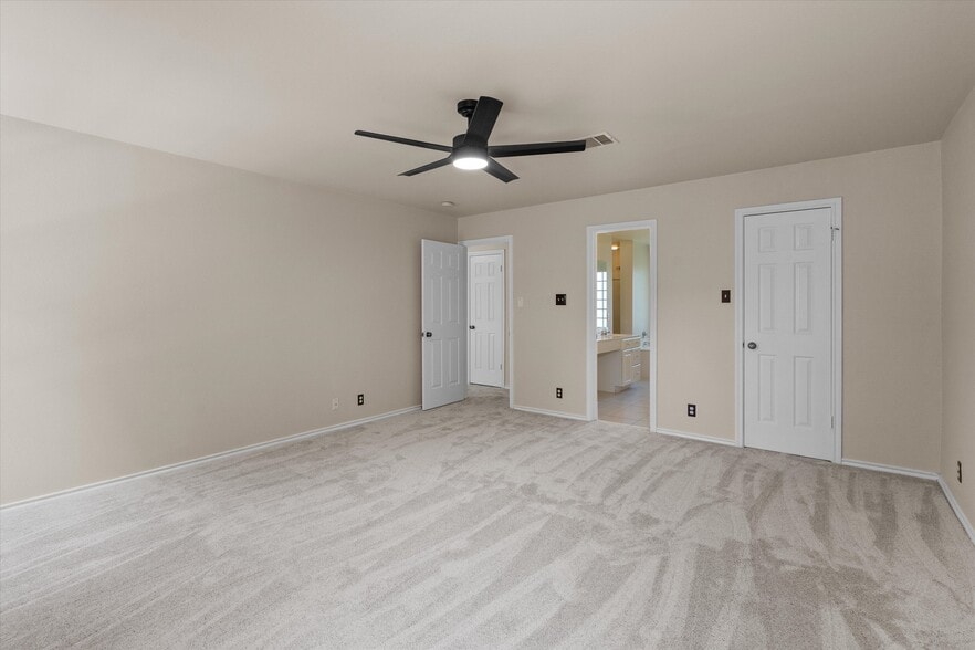 More Photos Of 201 Covala Dr, Cedar Park Specialty For Sale
