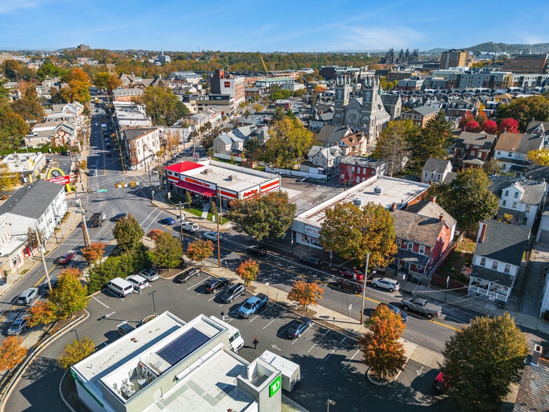 More Photos Of 509 Wyandotte St, Bethlehem General Retail For Lease