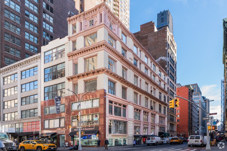 Primary Photo Of 251-253 Fifth Ave, New York Office For Lease