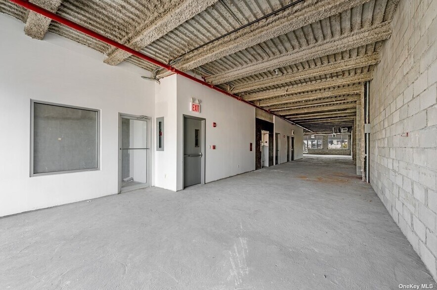 More Photos Of 89 Bowery, New York Medical For Sale