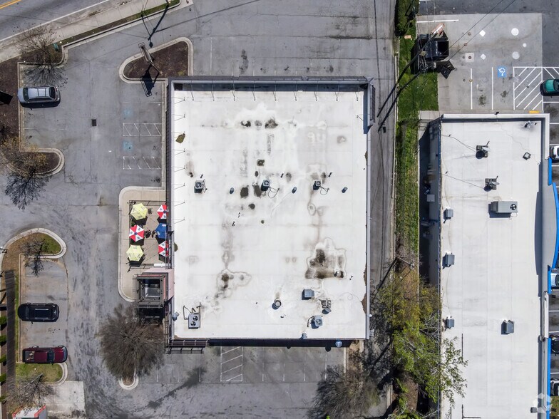 More Photos Of 2030 Bolton Rd NW, Atlanta Freestanding For Lease