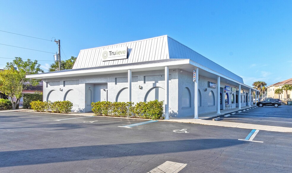 More Photos Of 1315 Homestead Rd N, Lehigh Acres Storefront Retail Office For Lease