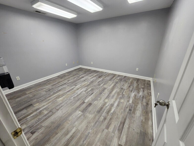 More Photos Of 4210 Columbia Rd, Augusta Office For Lease