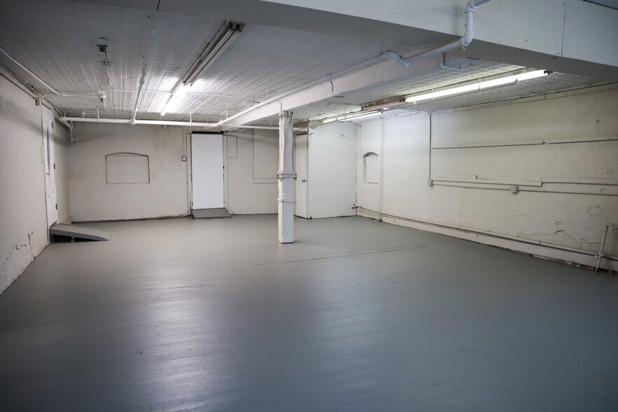 More Photos Of 309-311 Hillside Ave, Hillside Warehouse For Sale