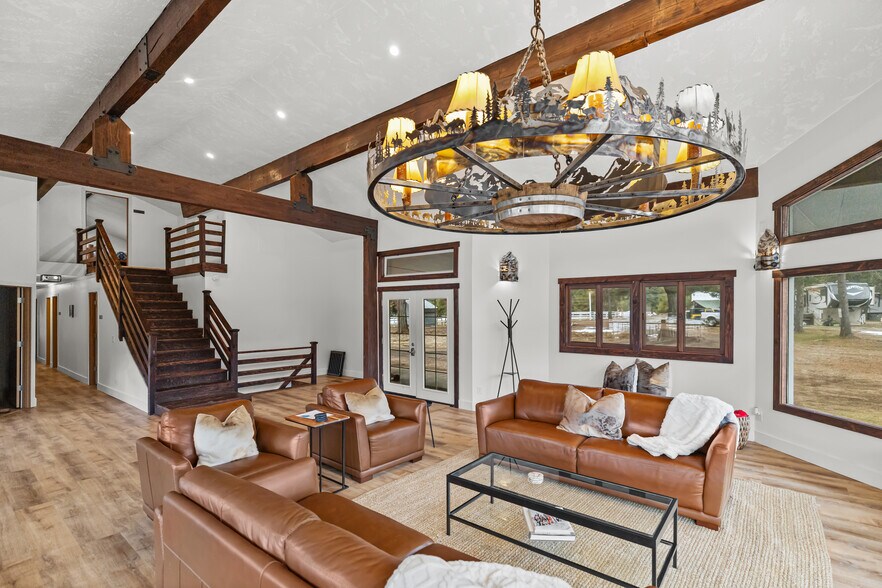 More Photos Of 180 Silver Ridge Ranch Rd, Easton Trailer Camper Park For Sale