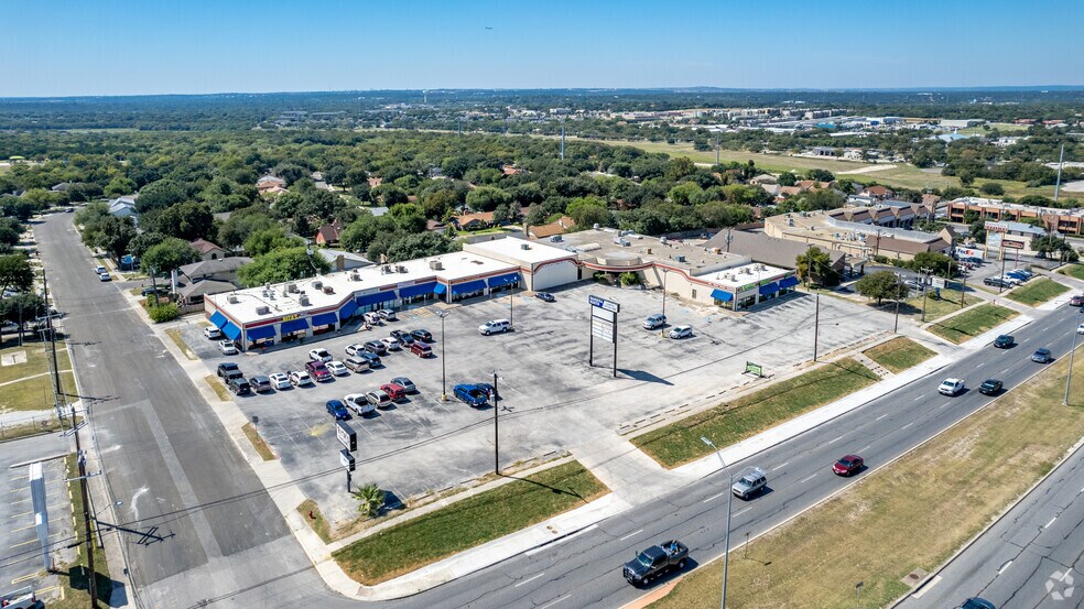 Primary Photo Of 6400-6422 Bandera Rd, Leon Valley Unknown For Lease