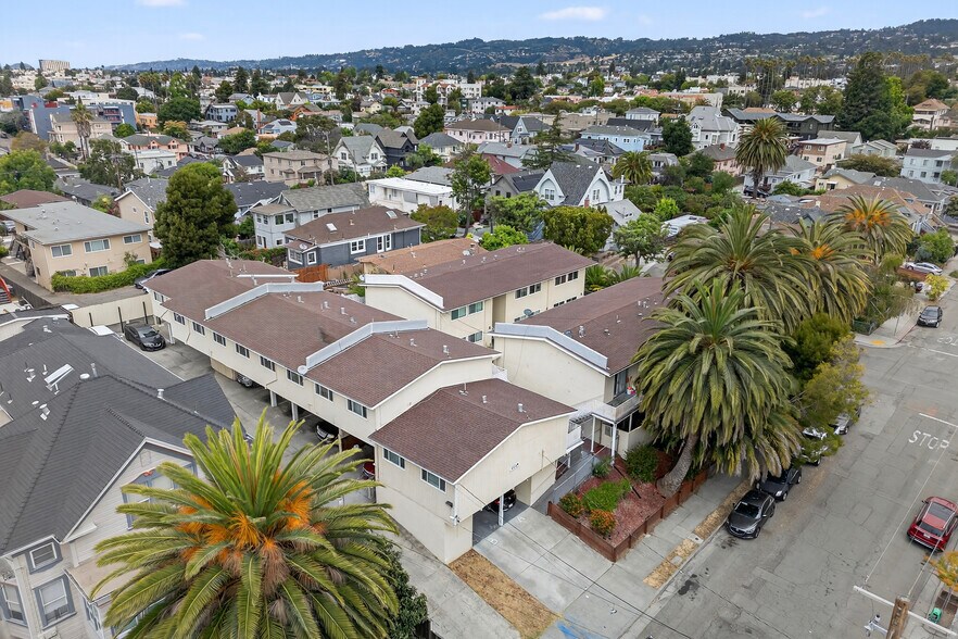 More Photos Of 2125 10th Ave, Oakland Apartments For Sale