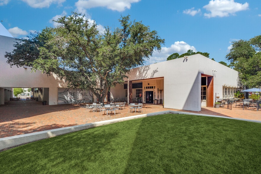 More Photos Of 1301 Solana Blvd, Westlake Unknown For Lease