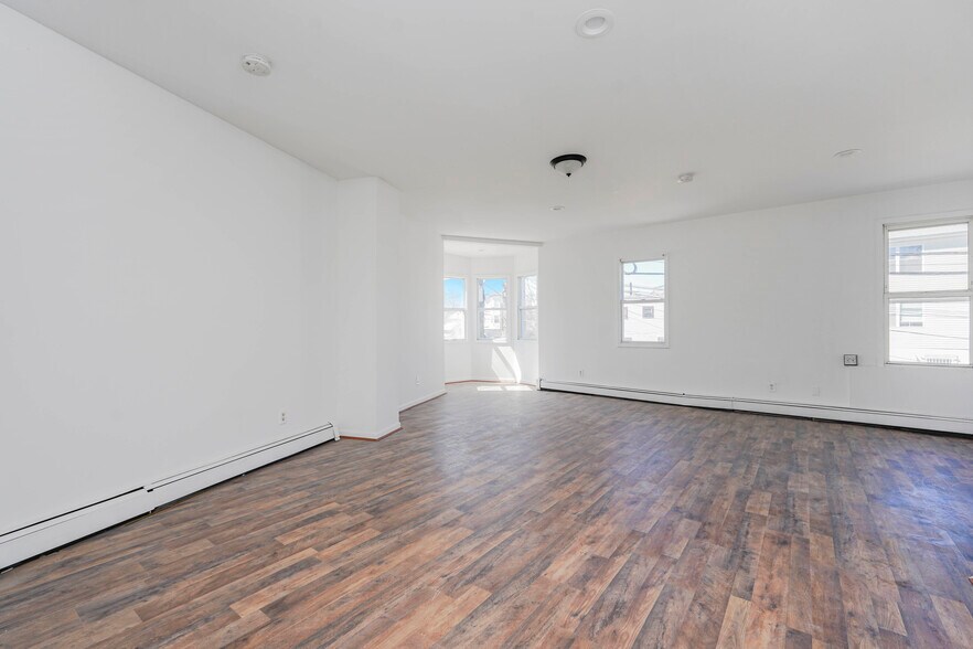 More Photos Of 63-65 Pierce Street, Newark Office Residential For Sale