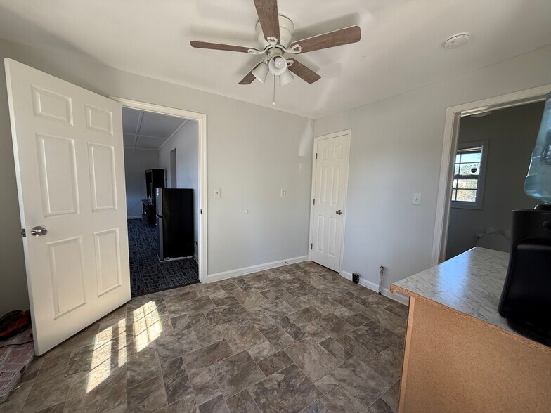More Photos Of 2209 Old Covington Hwy SW, Conyers Office For Lease