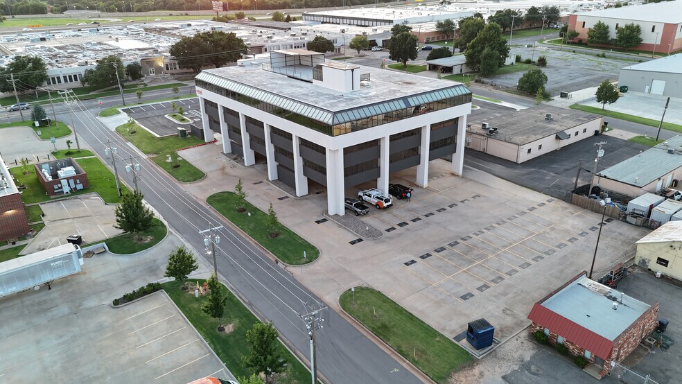 More Photos Of 3812 N Santa Fe Ave, Oklahoma City Office For Lease