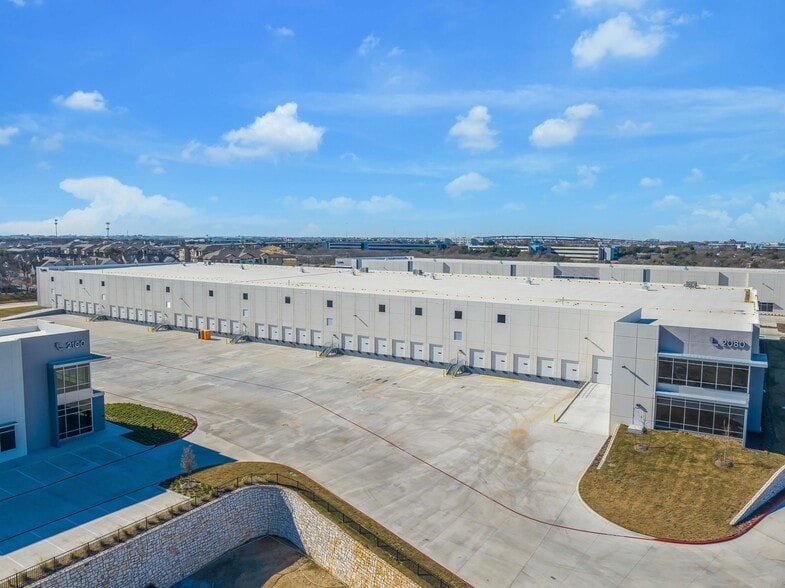 More Photos Of 2080 S AW Grimes Blvd, Round Rock Unknown For Lease