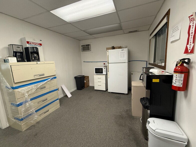 More Photos Of 1754 W 500 S, Salt Lake City Manufacturing For Lease