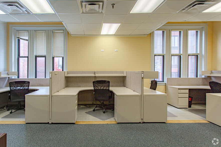 More Photos Of 75 Congress St, Portsmouth Office Residential For Lease