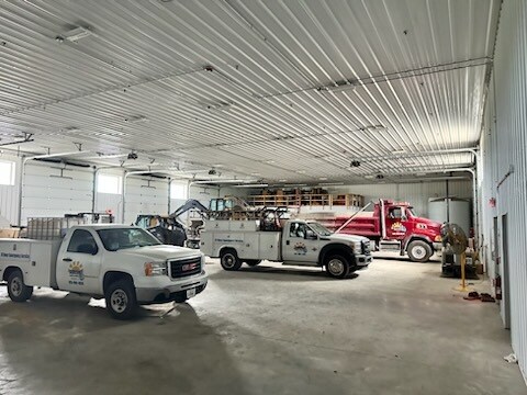 More Photos Of 24145 S La Grange Rd, Frankfort Manufacturing For Sale