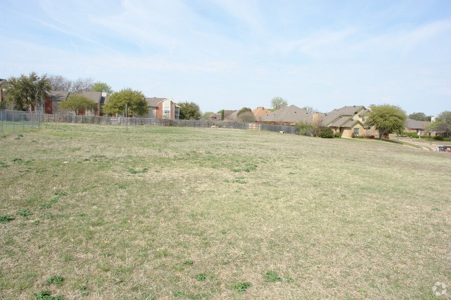 More Photos Of 18615 Marsh Ln, Dallas Land For Sale