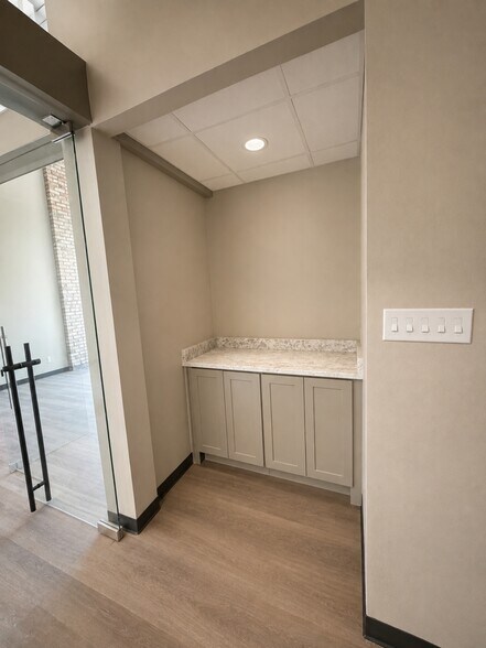 More Photos Of 3132 W 5th St, Fort Worth Office For Lease