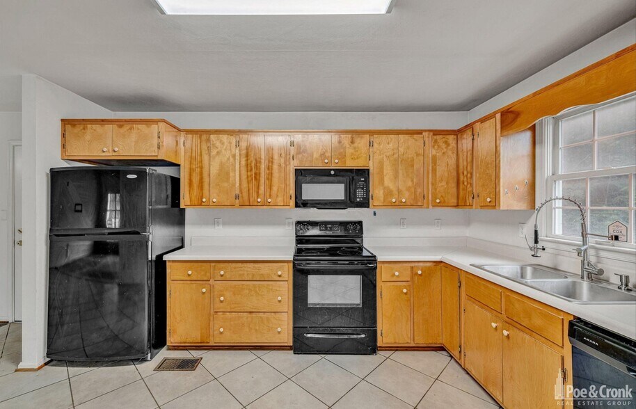 More Photos Of 1314 Archbold Ave NE, Roanoke Apartments For Sale