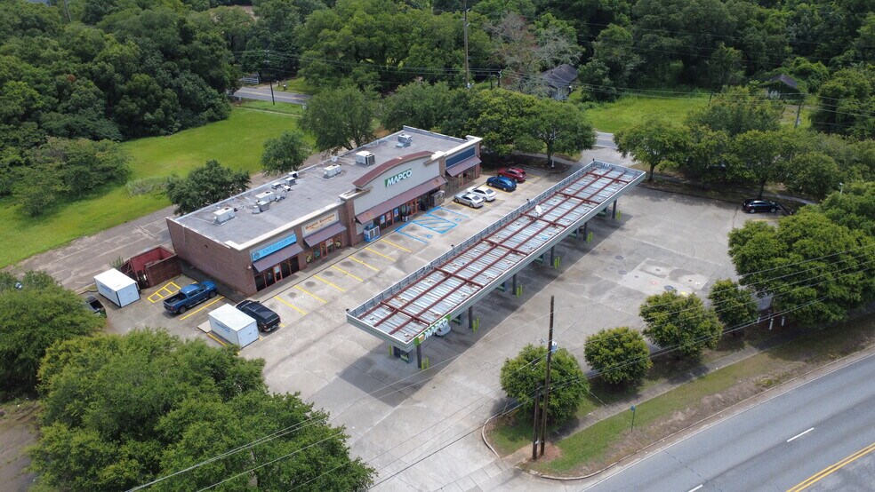 More Photos Of 4126 Moffett Rd, Mobile Service Station For Lease