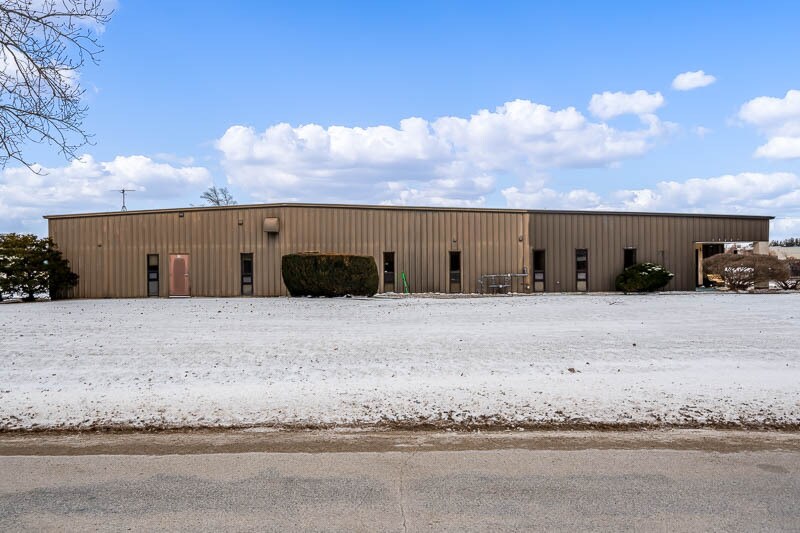 Primary Photo Of 13647 Metric Rd, Roscoe Industrial For Lease