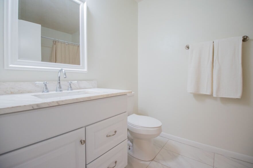 More Photos Of 6120 New Jesup Hwy, Brunswick Apartments For Sale