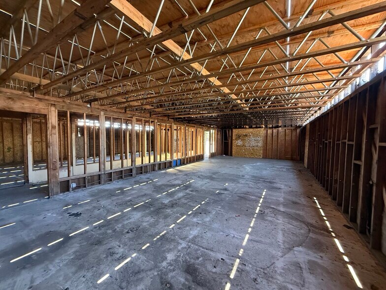 More Photos Of 546 W Shields Ave, Fresno Office Residential For Sale