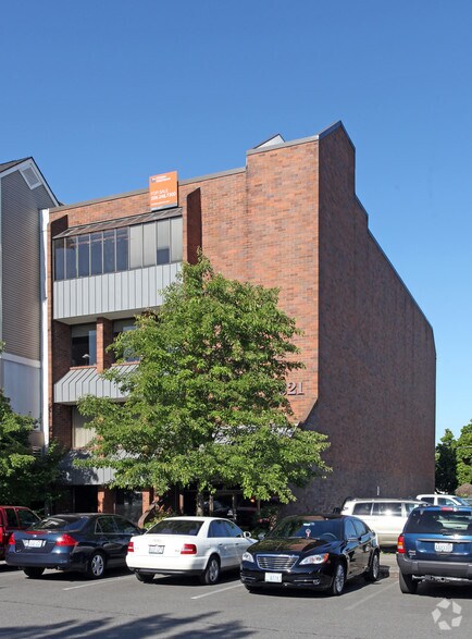 More Photos Of 321 Burnett Ave S, Renton Office For Sale