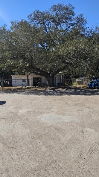 More Photos Of 2233 US Highway 98 N, Okeechobee Flex For Sale