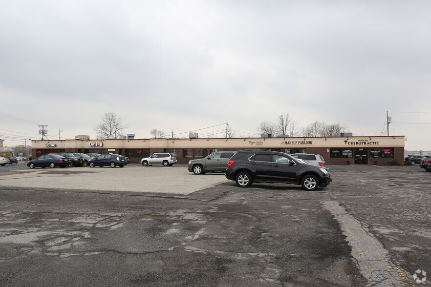 More Photos Of 10158 Niagara Falls Blvd, Niagara Falls Storefront Retail Office For Sale