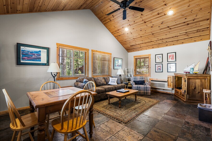 More Photos Of 985 Whitehawk Dr, Clio Hotel For Sale