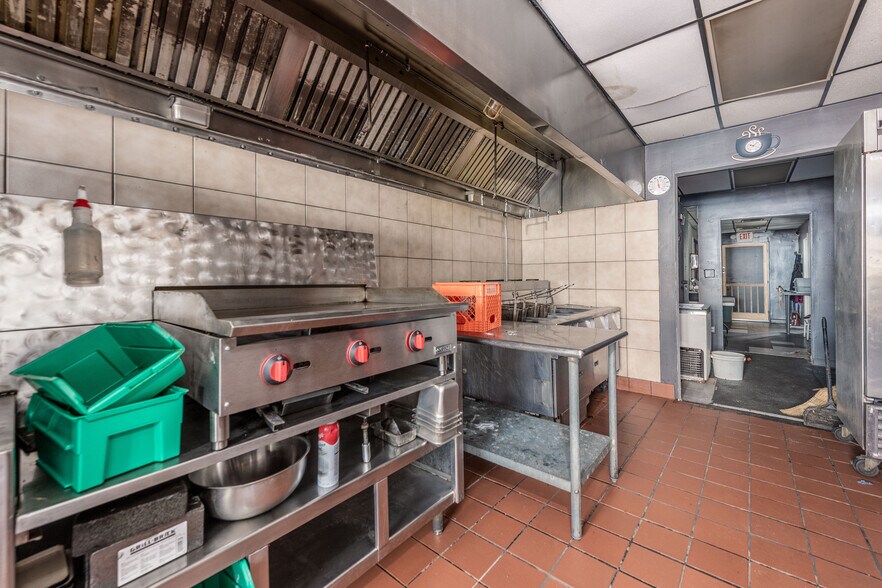 More Photos Of 521 Grant Ave, Duquesne Storefront Retail Residential For Sale