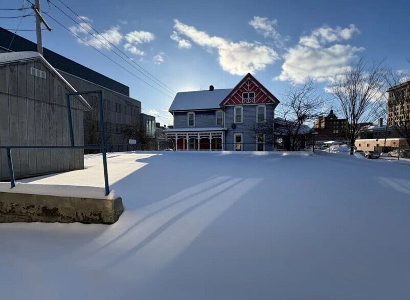 More Photos Of 113 Hawley St, Binghamton Office Residential For Lease