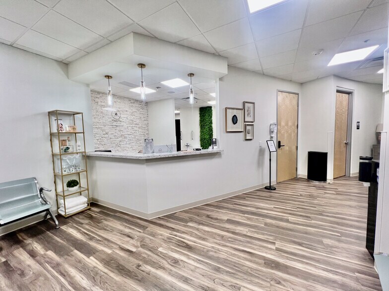 More Photos Of 1760 E Pecos Rd, Gilbert Medical For Lease