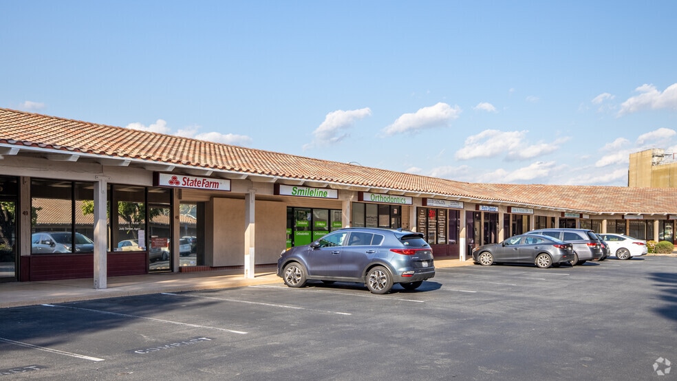 More Photos Of 1111 W Town and Country Rd, Orange Business Park For Lease